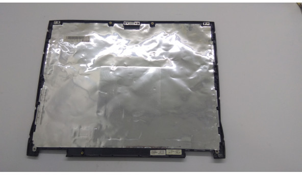 Кришка матриці корпуса для ноутбука Dell Latitude C540, 14.1", 688UR, Б/В. Всі кріплення цілі.Без пошкоджень. - 306358