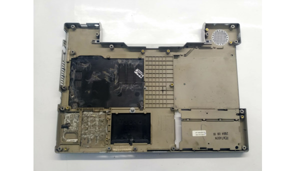 Нижняя часть корпуса для ноутбука Medion Md 95300, 15 0 ", 340684000004, Б / У. Все крепления целые. Без повреждений - 306442