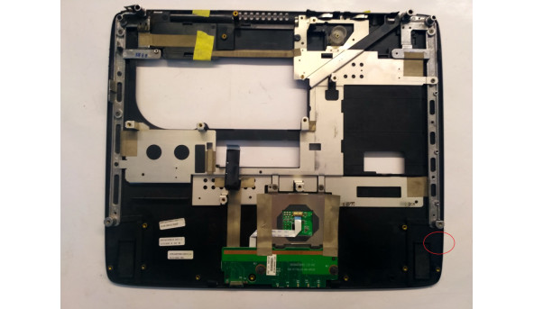 Середня частина корпуса для ноутбука Toshiba Satellite Pro A60, 15.0", 6051A0129901B, Б/В. Є пошкодження та відламані заглушки(фото) - 306498