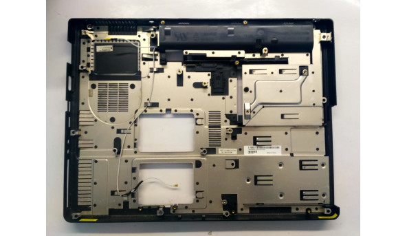 Нижняя часть корпуса для ноутбука Dell Inspiron PP21L, 15 0 ", CN-0HG492, Б / У. Все крепления целые. Без повреждений - 306534
