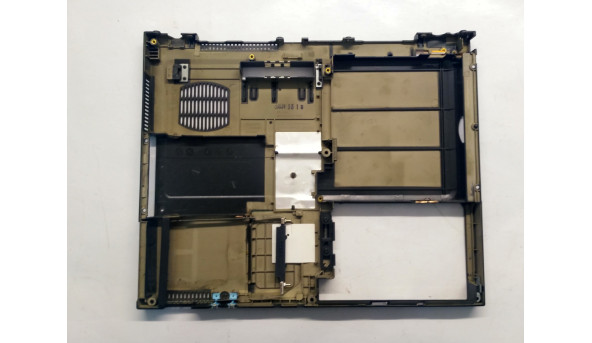 Нижня частина корпуса для ноутбука HP Compaq Evo N610c, j07m040, 14.1", Б/В. Всі кріплення цілі.Без пошкоджень - 306587
