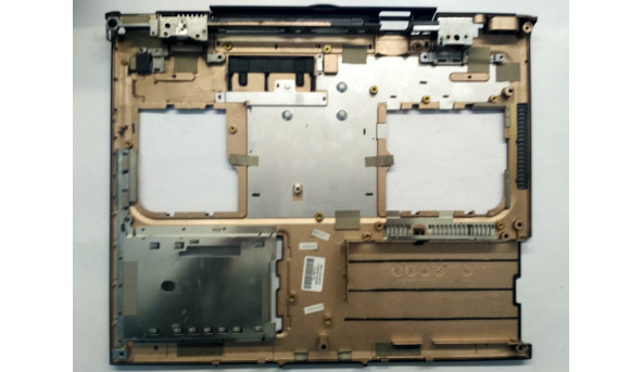 Нижня частина корпуса для ноутбука Compaq P2150, 15.4", 311292-001, Б/В. Всі кріплення цілі.Без пошкоджень - 306591