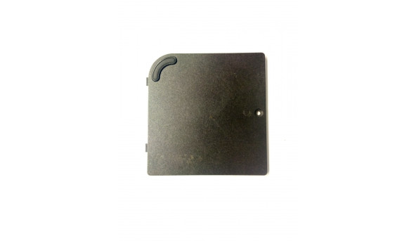 Сервисная крышка для ноутбука Compaq Evo N1020v, Б / У. Без повреждений. Имеет царапины.