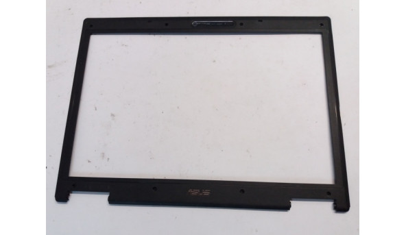 Рамка матриці корпуса для ноутбука Asus F3E, 15.4", 13GNI11AP021, Б/В. Без пошкоджень.