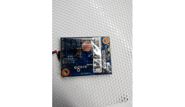 Modem Board, снят с ноутбука Toshiba Satellite C55, E244417, Б / У. В хорошем состоянии, без повреждений.