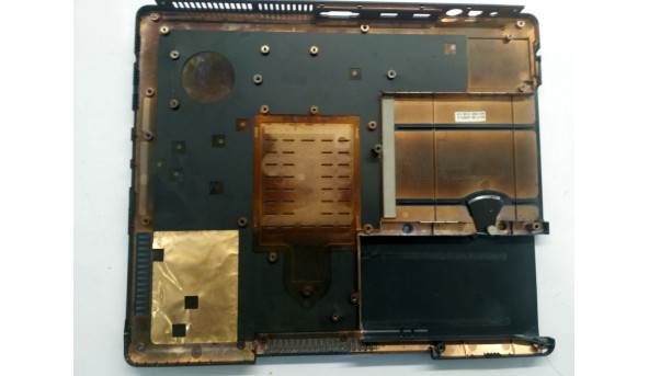 Нижня частина корпуса для ноутбука Fujitsu Amilo L7300, 15.0", Б/В. Всі кріплення цілі.Є пошкодження(фото) - 306758