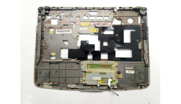 Середня частина корпуса для ноутбука Acer TravelMate 252XC, 15.4", AP01K000M00, Б/В. Кріплення всі цілі. Відсутня верхня частина - 306804