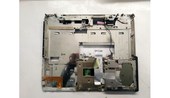 Середня частина корпуса для ноутбука HP Compaq nx9010, 15.0", Б/В. Кріплення всі цілі. Є подряпини та потертості - 306812