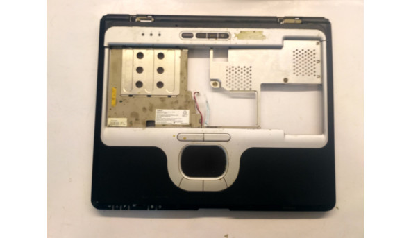 Середня частина корпуса для ноутбука HP Compaq nc6000, 14.0", Б/В. Кріплення всі цілі. Є подряпини
