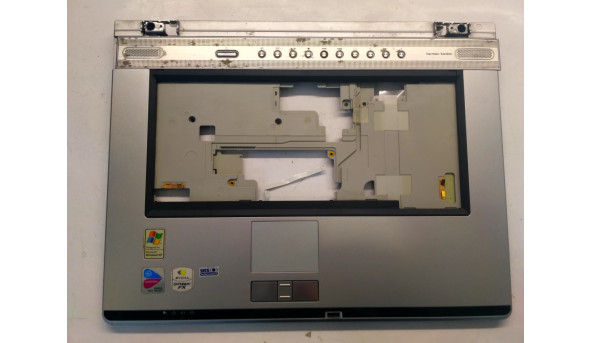 Средняя часть корпуса для ноутбука TOSHIBA Qosmio F10-101, 15 4 ", AM000563221C-A, Б / У. Крепление все цели. Есть потертости
