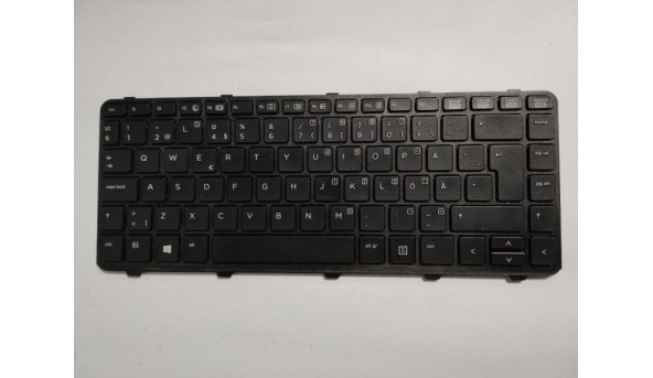 Средняя часть корпуса для ноутбука TOSHIBA Satellite Pro 6000, 14. 1 ", AP09F000300, Б / У. Крепление все цели. Есть следы от клейкой ленты
