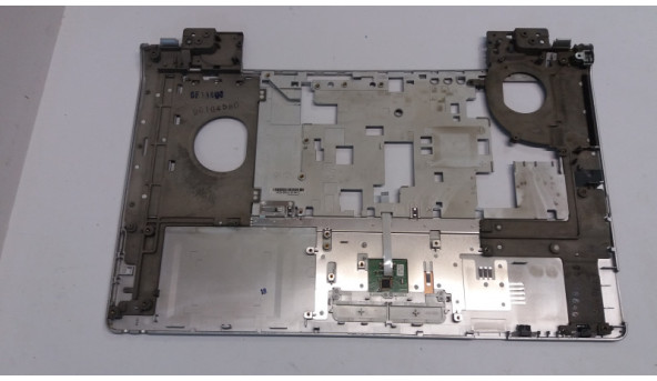 Середня частина корпуса для ноутбука Sony Vaio PCG-3F1M, VGN-FW32J, 013-000A-8144, Б/В. Кріплення всі цілі, пошкоджені заглушки (фото). - 307002