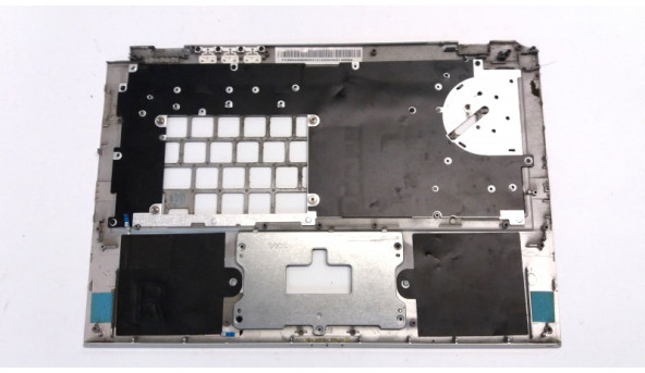 Середня частина корпуса для ноутбука Sony Vaio SVT131A11M, 13.3", 604XM06003, Б/В. Є тріщина біля тачпаду, сколи на верхніх кутах (фото). - 307018