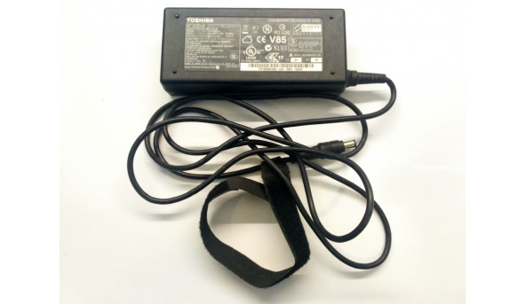 Зарядка для ноутбука Toshiba ADP-90NB, Input: 100-240V-1. 5A, 50-60Hz, Output: 15V-6A, Б / У