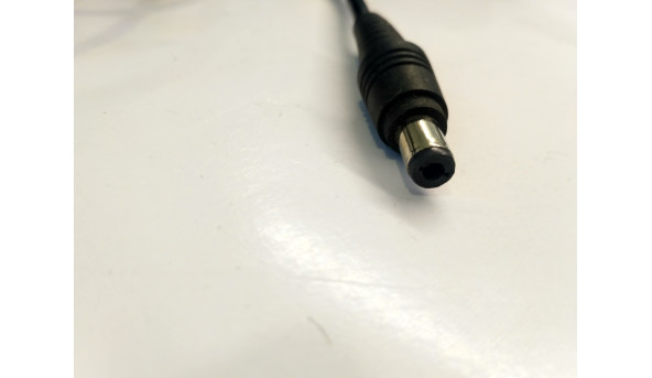 Зарядка для ноутбука Toshiba ADP-90NB , Input: 100-240V-1.5A, 50-60Hz, Output: 15V-6A, Б/В - 307140