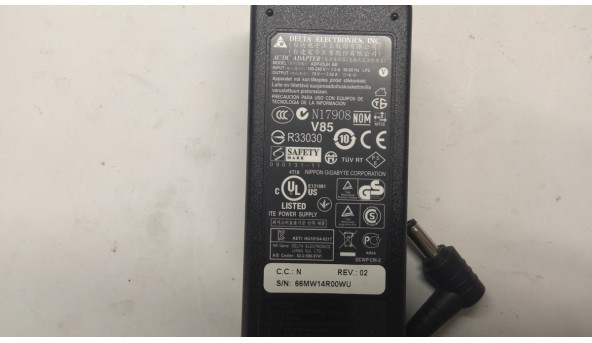 Зарядка для ноутбука Asus, ADP-65JH BB, 65W, 19V, 3 42A, 100-240V, 50-60Hz, Оригинал - 307141
