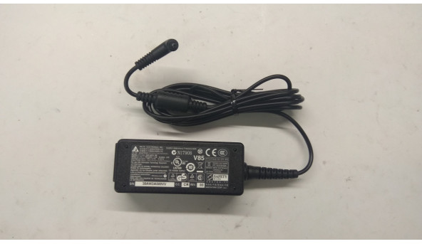 Зарядка  для ноутбука  Asus, ADP-40PH BB, 40W, 19V, 2.1A, 100-240V, 50-60Hz. Б/В.