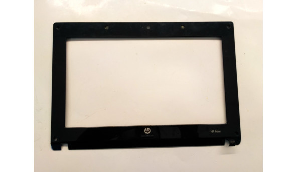 Рамка матриці корпуса для ноутбука HP Mini 5101, 10.1", 6070И0364401, 577929-001, Б/В. Є  тріщина, відламана заглушка(фото)