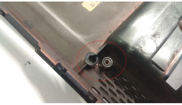 Нижня частина корпуса для ноутбука Asus A3A, 15", 13-NCL6AP025, Б/В. Зламані кріплення(фото), присутні сліди залиття(фото) - 307172