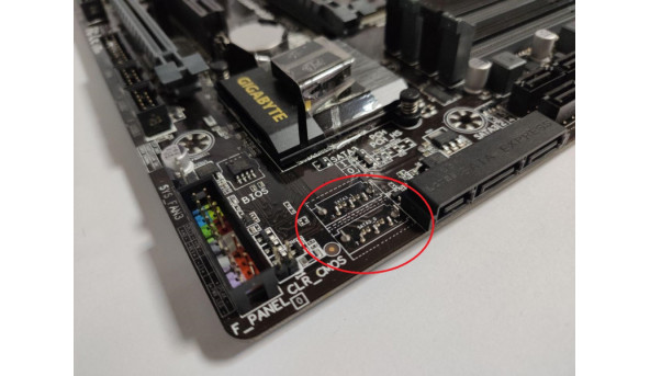Материнская плата для персонального компьютера GIGABYTE GA-B150M-D3P, rev. 1. 0, состояние новой. Гарантия на материнскую плату, предоставляется на три месяца. При некорректном работе платы, мы меняем на другую плату. Материнские платы протестированы на н