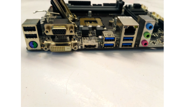 Материнская плата Gigabyte GA-B150M-DS3H, состояние новой. При некорректном работе платы, мы меняем на другую плату. Материнские платы протестированы на них ставили Windows и все драйвера, также тестировали все порты. - 307190