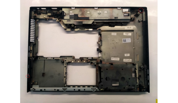 Нижня частина корпуса для ноутбука Dell Vostro 1510, 15.6", AP03Q000J00, Б/В. Є пошкодження(фото).