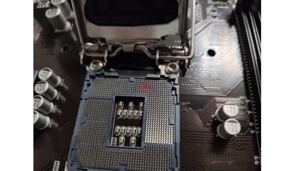 Материнская плата Gigabyte GA-B150M-D3P, состояние новой, незначительные погнутости ножек соккет. Предоставляется гарантия 3 месяца, в случае поломки является возможность обмена. При некорректном работе платы, мы меняем на другую плату. Материнские платы