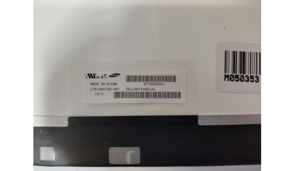 Матриця Samsung, LTN156AT39-H01, 15.6", 30 Pin, LCD, HD 1366x768, Slim, б/в. Є подряпини, на роботу впливають, та маленький засвіт - 307256