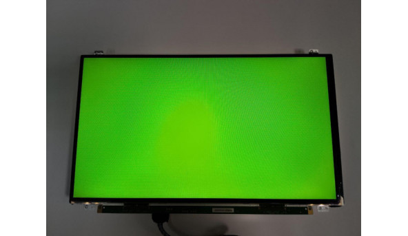 Матриця AU Optronics, B156XTN04.2, 15.6'', LCD, HD 1366x768, 40-pin, Slim, б/в. Спочатку при тесті мигало зображення, але потім все стало на свої місця, є декілька подряпин які помітні при роботі, відсутня захисна плівка знизу, та є засвіти - 307312