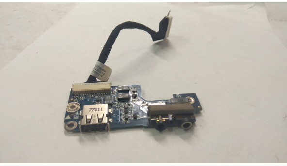 Плата с разъемом Audio и USB разъемы для ноутбука HP Presario C500, 441727-001, Б / У. В хорошем состоянии, без повреждений.