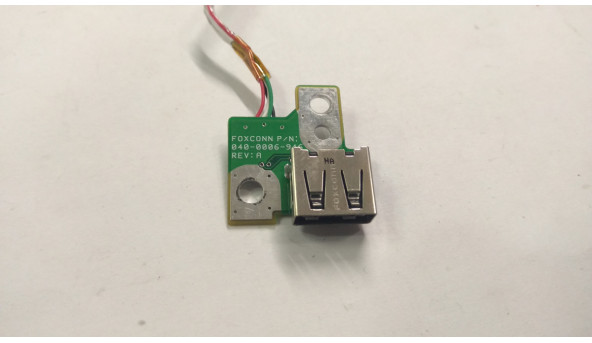 Плата с разъемом USB для ноутбука Toshiba Satellite M30, M30-S350, SM30, SM30-304, 040-00006-946, Б / У. В хорошем состоянии, без повреждений.