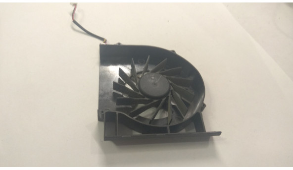 Вентилятор системы охлаждения для ноутбука Dell Latitude D620, DFB552005M30T, Б / У. В хорошем состоянии без повреждений. - 307476