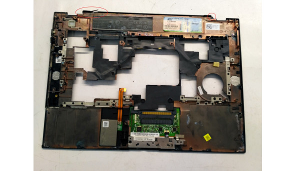 Середня частина, корпуса для ноутбука Dell Latitude E6400, 14.1", Б/В. Всі кріплення цілі, є тріщини(фото) - 307477