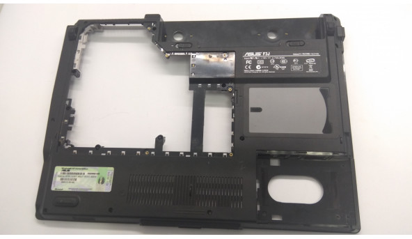 Нижня частина корпуса для ноутбука Asus F3J, 15.4", 13GNI11AP042-1, Б/В. Всі кріплення цілі.Без пошкоджень.