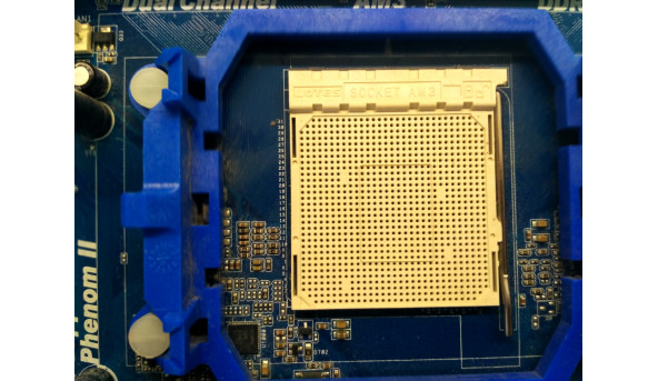 Материнская плата для персонального компьютера ASRock N68-S3, Socket AM2 / AM2 +, Б / У, рабочая, погнут угол (фото) - 307543
