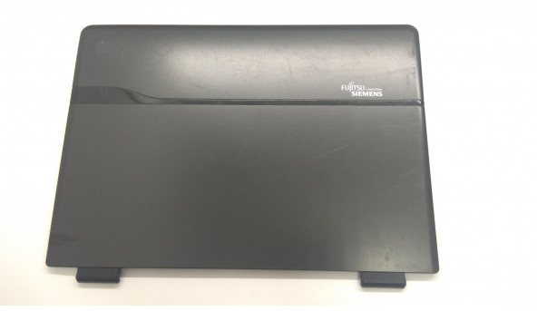 Кришка матриці корпуса для ноутбука Fujitsu Amilo Pi 2550, 15.4", 83GP55050-20, Б/В. Всі кріплення цілі.Без пошкоджень.Має подряпини.