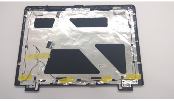 Крышка матрицы корпуса для ноутбука Fujitsu Amilo Pi 2550, 15 4 ", 83GP55050-20, Б / У. Все крепления целые. Без повреждений. Имеет царапины. - 307577
