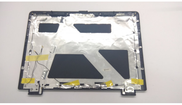 Кришка матриці корпуса для ноутбука Fujitsu Amilo Pi 2550, 15.4", 83GP55050-20, Б/В. Всі кріплення цілі.Без пошкоджень.Є подряпини. - 307584