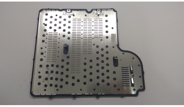 Сервісна кришка для ноутбука MSI MEGA BOOK M670, 307-633J213-Y31, Б/В. В хорошому стані,без пошкоджень. Є подряпини та потертості. - 307588