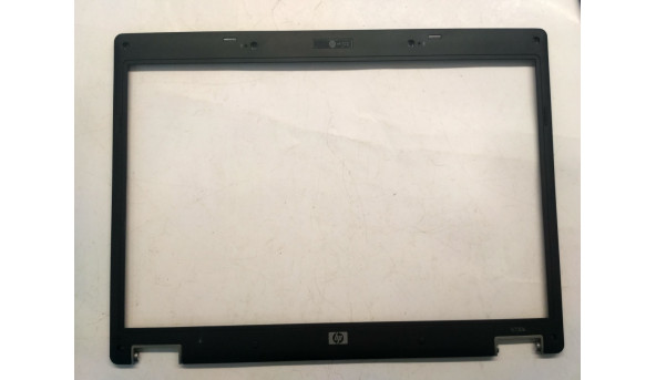 Рамка матрицы корпуса для ноутбука HP Compaq 6735b, 15 4 ", Б / У. Есть трещина (фото). Крепление все цели.