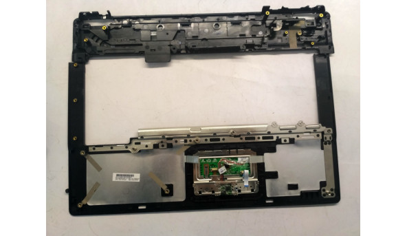 Середня частина корпуса для ноутбука HP Compaq 6735b, 15.4", 6070b0234001, Б/В. Кріплення всі цілі. Без пошкоджень. - 307601