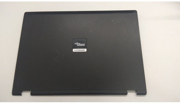 Кришка матриці корпуса для ноутбука Fujitsu Lifebook E8210, 15.0", CP284504, Б/В. Всі кріплення цілі.Без пошкоджень. Є подряпини.