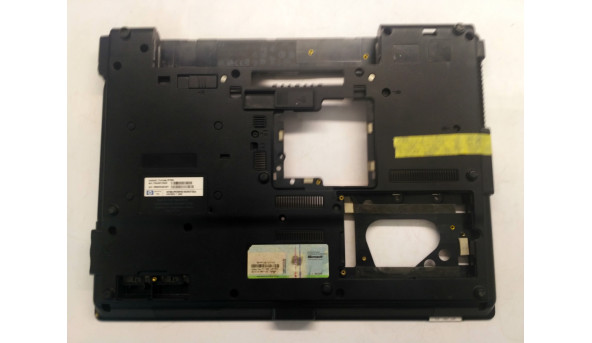 Нижняя часть корпуса для ноутбука HP Compaq 6735b, 15 4 ", 6070B0256401, Б / У. Все крепления целые. Без повреждений.