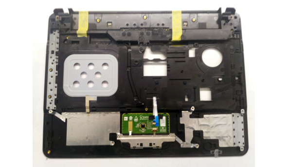 Середня частина корпуса для ноутбука HP Compaq 6735s, 15.4", 6070B0251601, Б/В. Кріплення всі цілі. Без пошкоджень. - 307609