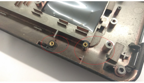 Нижня частина корпуса для ноутбука HP Pavilion dv9700, dv9702ea, 17.0", 451070-001, Б/В. Є зламані кріплення (фото), та є тріщина (фото). - 307610