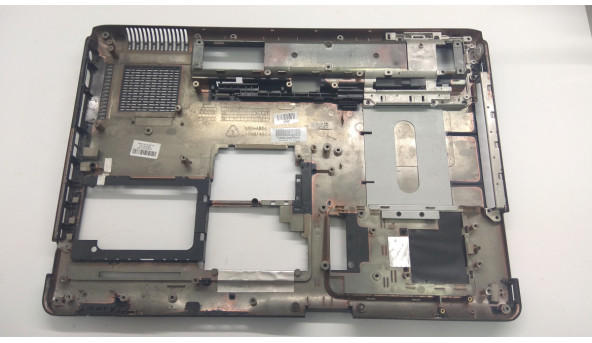 Нижня частина корпуса для ноутбука HP Pavilion dv9700, dv9702ea, 17.0", 451070-001, Б/В. Є зламані кріплення (фото), та є тріщина (фото). - 307610