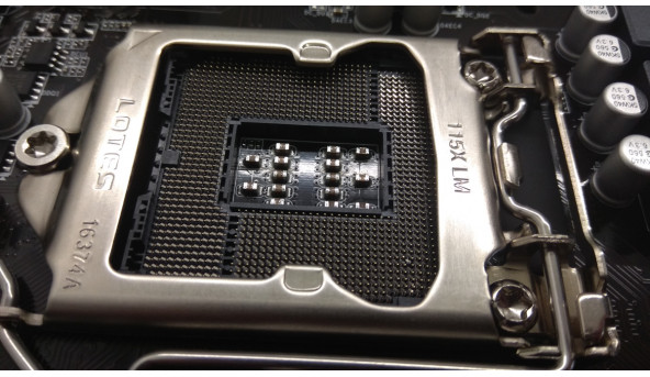 Новая материнская плата для ПК GIGABYTE GA-H110M-D2P, rev. 1. 0, Socket 1151, биос стартует, не выводит изображение. - 307618
