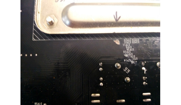 Материнская плата для персонального компьютера ECS A85F2-A Golden, Socket FM2, v 1. 0, новая. Не выводит изображение, перебиты дорожки (фото) - 307657