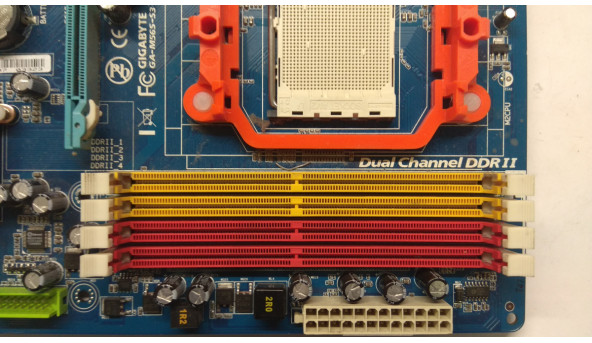 Материнская плана для ПК Gigabite GA-M56S-S3, Socket AM2 + / AM2, Б / У. В хорошем состоянии без повреждений. - 307699