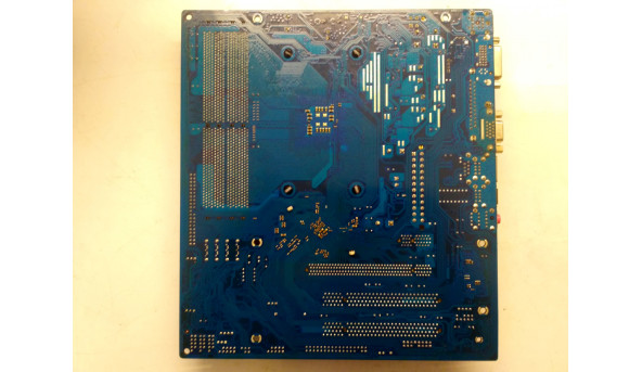 Материнская плата для персонального компьютера ASRock ALiveNF7G-FullHD, Socket AM2 + / AM2, Б / У, следы коррозии у портов. Материнская плата протестирована, ставили Windows и все драйвера, также тестировали все порты и перепрошивалы биос - 307703